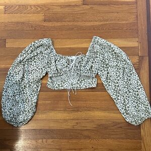 Floral Puff Sleeve Crop Top